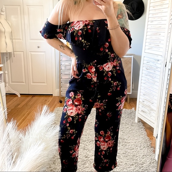 POOF | Off Shoulder Floral Crop Jumpsuit - Picture 9 of 9